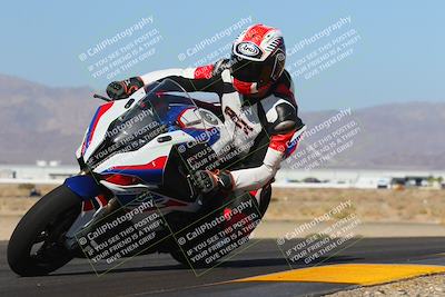 media/Oct-08-2022-SoCal Trackdays (Sat) [[1fc3beec89]]/Turn 9 Inside (10am)/